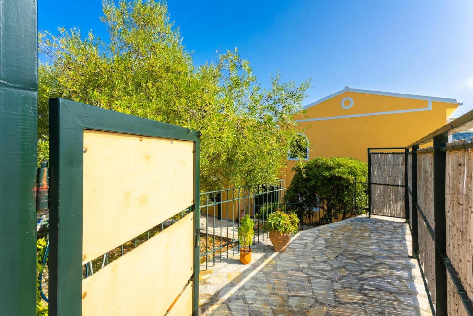 Villa Katerina Dalietátika Exterior foto